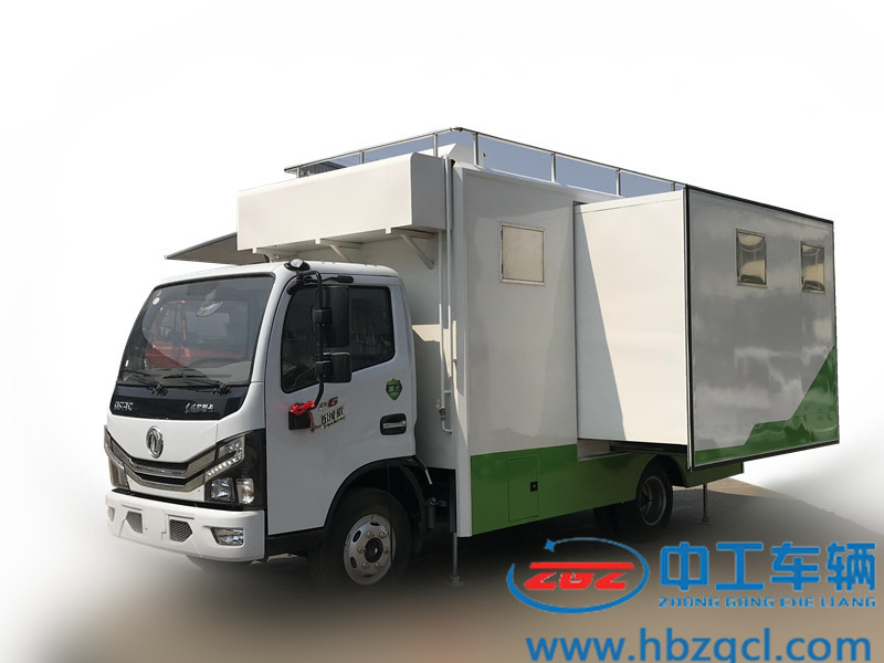 東風多利卡液壓拓展餐車